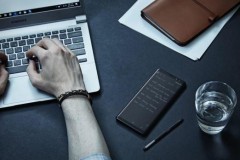 Microsoft kinh doanh thêm Galaxy Note 8 tại Microsoft Store