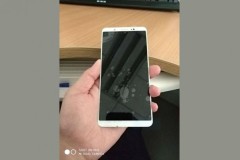 Bất ngờ lộ diện hình ảnh trên tay thực tế của Xiaomi Redmi Note 5