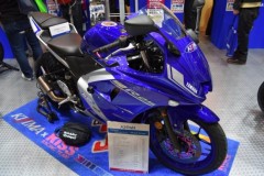 Ống xả mới của Yamaha R25 cùng mã sản phẩm mới BR56