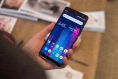 Mời bạn tải về bộ hình nền mặc định của HTC U11+