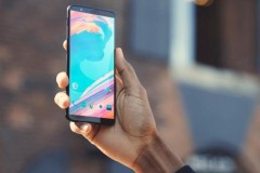OnePlus 5T là thiết bị bán chạy nhất từ trước đến nay của OnePlus