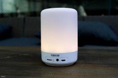 Trên tay loa Tekin Magic Lighting S5 có giá 880 ngàn