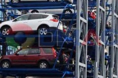 Tháp đỗ ô tô xoay vòng tiết kiệm không gian ở Trung Quốc