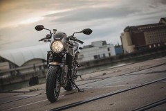 Ngắm cafe racer Suzuki SV650X 2018 phiên bản thương mại