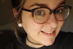 Ứng dụng MakeApp - Tẩy sạch lớp trang điểm, tái hiện mặt mộc