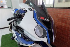 BMW HP4 bản độ hoang tưởng đến từ sát thủ Cá Mập trên cạn