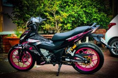 Bộ ảnh đẹp của Winner 150 độ màu hồng nam tính