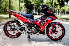 Exciter 150 độ dàn tem đấu với thương hiệu tăng lực Sting dâu