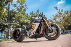 Ngắm Hayabusa độ bánh béo mới nhất của Xưởng độ Motor Phi Long