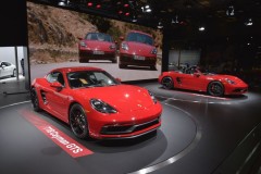 Porsche 718 GTS 2018 chính thức ra mắt thị trường Mỹ với giá 1,81 tỷ VNĐ
