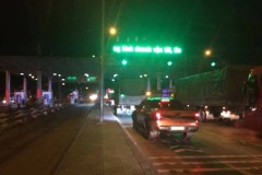 “Thần tốc” có tiền 100 đồng, BOT Cai Lậy thu phí lại lúc nửa đêm