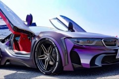 BMW i8 độ phong cách người dơi