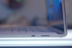 Mẹo giúp smartphone nắp gập Galaxy X có thể uốn cong