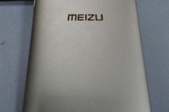 Rò rỉ hình ảnh thực tế và giá bán Meizu 15 Plus