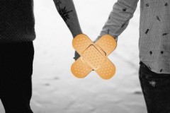 Tình yêu có giúp con người giảm đau?