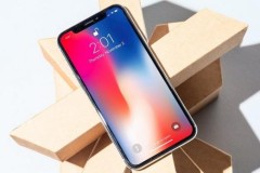 Năm 2018, màn hình OLED sẽ chiếm tới 30% thị phần màn hình smartphone