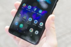 Năm 2018 HTC Sẽ ra mắt bản tầm trung của U11+và U12 với màn 4K, Snadpragon 845, camera kép