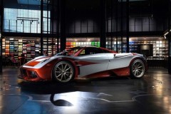 Siêu xe Pagani Huayra Lampo độc bản với màu sắc hầm hố