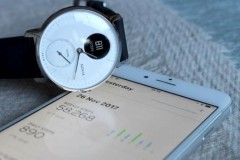 Cận cảnh đồng hồ "lai" Nokia Steel HR đầu tiên của Nokia