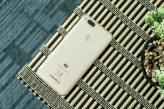 Xiaomi Mi A1: smartphone tầm trung đáng mua nhất hiện nay