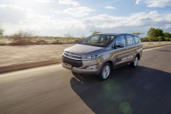 Toyota Innova 2018 có giá từ 821 triệu đến 1,085 tỷ đồng với 4 phiên bản