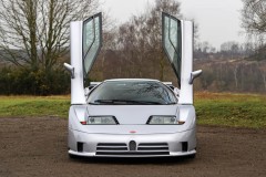 Bugatti EB110 SS: nhẹ hơn, mạnh hơn và đáng mua hơn