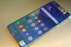 [VIDEO] Xót xa với màn “tra tấn” Samsung Galaxy Note 7 bằng dao và búa