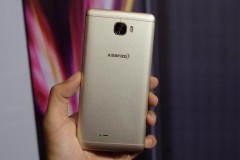 Trên tay nhanh Asanzo S2 và S3: Smartphone hướng đến phân khúc giá rẻ