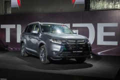 Chi tiết chiếc Mitsubishi  Outlander đầu tiên được sản xuất trong nước.