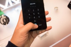 Trải nghiệm dùng cảm biến vân tay dưới màn hình trên điện thoại Vivo