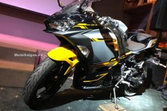 Ninja 400 màu xám vàng bất ngờ được Kawasaki Việt Nam ra mắt vào tối ngày 22/1