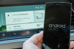 Thị trường xe năm 2018 sẽ sôi động hơn với hệ điều hành và phần mềm cho xe.