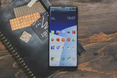 Ngành công nghiệp smartphone thay đổi thế nào khi không còn dùng màn hình 16:9?