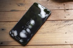 5 smartphone bán chạy nhất tháng 11 trở thành sân chơi riêng của Samsung và OPPO