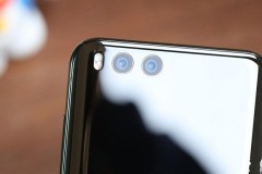 Rò rỉ hình ảnh mặt lưng Mi Max 3 cùng với các thông số kỹ thuật hấp dẫn