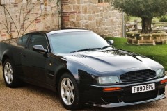 Aston Martin Vantage V8 1997 của Elton John sẽ được bán đầu giá vào 24-25/2 tới