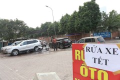 'Chát' như giá rửa ô tô chiều 30 Tết