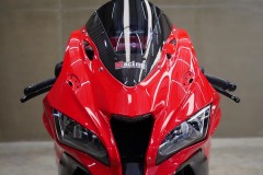 Kawasaki ZX-10R bức phá ngoạn mục cùng body Red Sporty