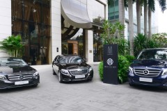Mercedes-Benz Việt Nam bàn giao đội xe chuyên chở cao cấp cho khách sạn Hôtel Des Arts Saigon