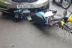 Ôtô đâm hàng loạt phương tiện trên phố Trương Định