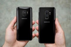 Anh chàng may mắn này đã được trên tay Samsung Galaxy S9 trước khi máy được ra mắt
