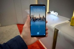 Vivo X20 Plus UD đã chính thức được bán ra thị trường với giá 13 triệu đồng