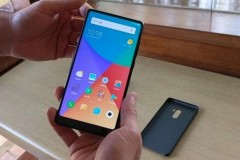 Xiaomi Mi MIX 2 đạt giải sản phẩm tinh vi của nhân loại năm 2017