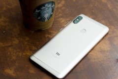 Trên tay Xiaomi Redmi Note 5 Pro: "iPhone X của Xiaomi"?