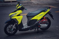 Click 125 độ nhẹ với dàn ốc Proti cùng vài điểm nhấn nhỏ