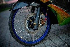 PCX 150 độ tổn thương mắt người xem với bộ cánh Chrome bóng chói lóa