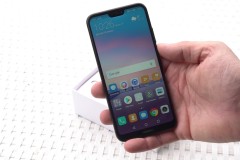 Xuất hiện video trên tay và trải nghiệm chiếc Huawei Nova 3e tại Ý