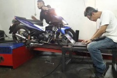 Cận cảnh Exciter 150 độ Turbo hầm hố của biker nước bạn