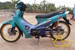 Wave 110 độ mang hơi thở uy lực với bộ đôi ống xả mạnh mẽ