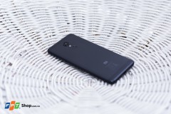 Trên tay Xiaomi Redmi 5 giá khoảng 3 triệu đồng